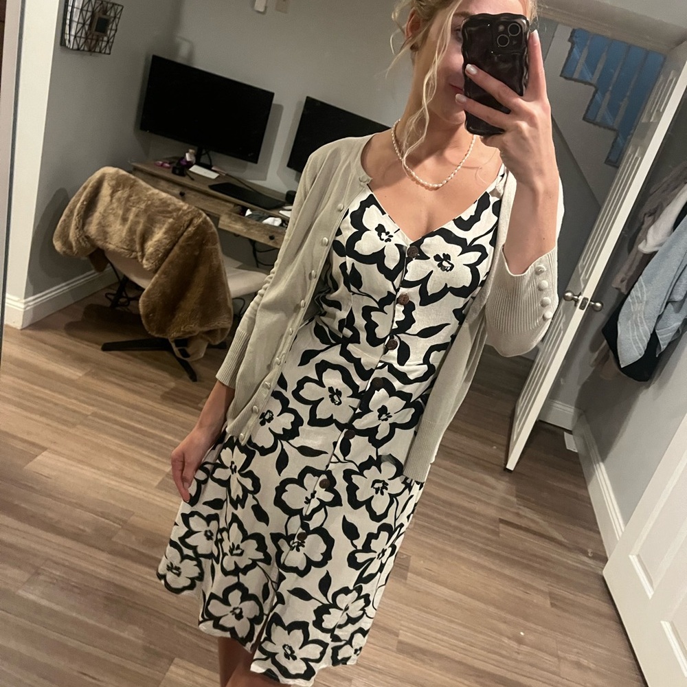 Floral Black and White Dress - Picture 2 of 2
